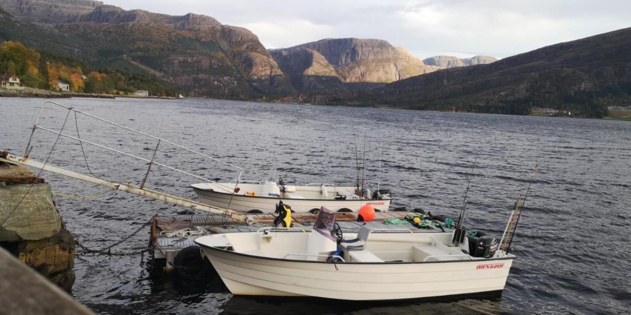 Bremanger Fjord Hotell Svelgen Екстер'єр фото