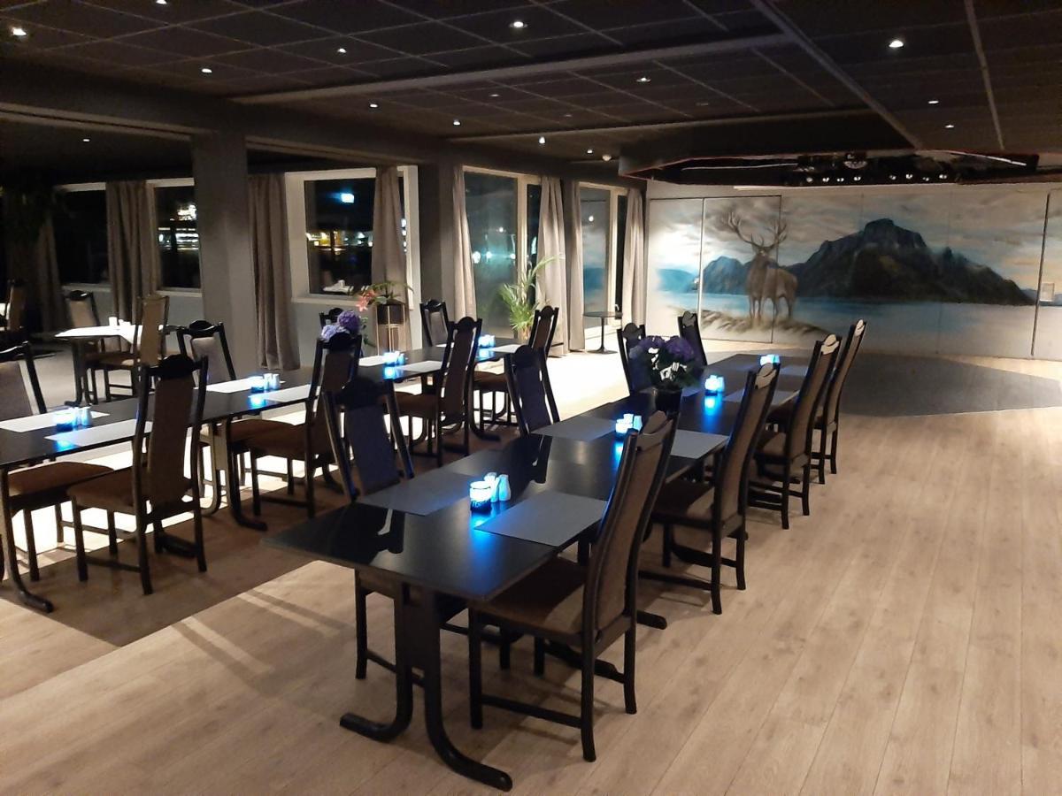 Bremanger Fjord Hotell Svelgen Екстер'єр фото