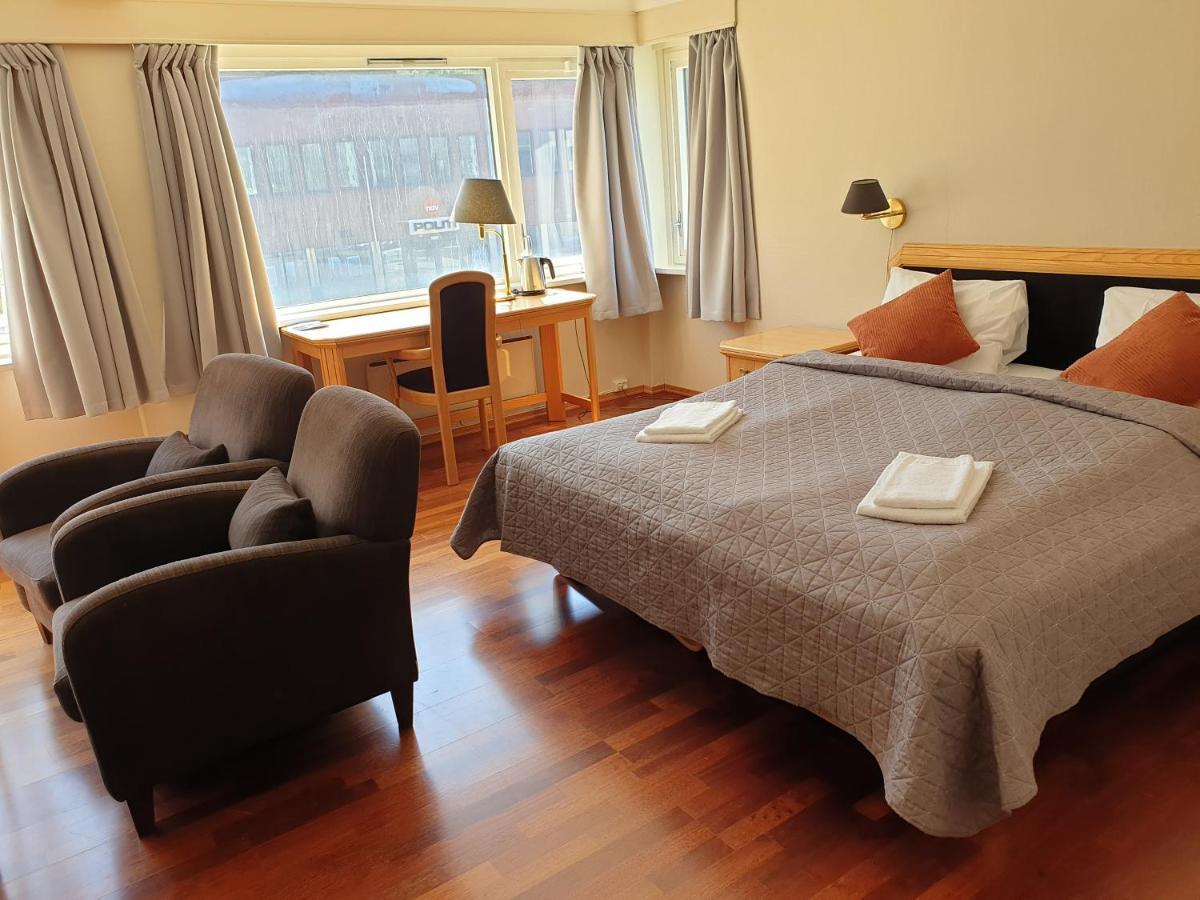 Bremanger Fjord Hotell Svelgen Екстер'єр фото